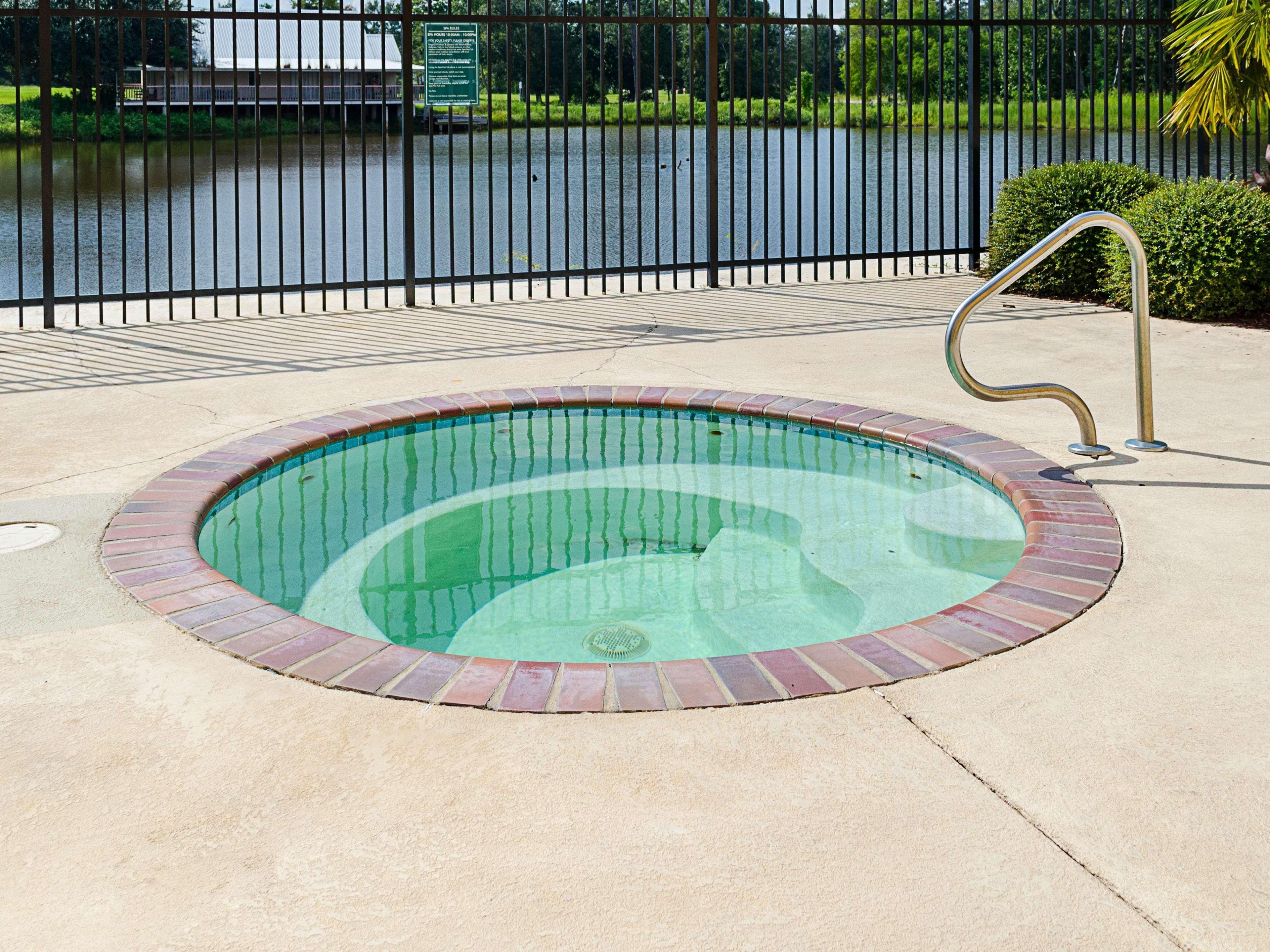 Hotel La Quinta By Wyndham Biloxi Esterno foto