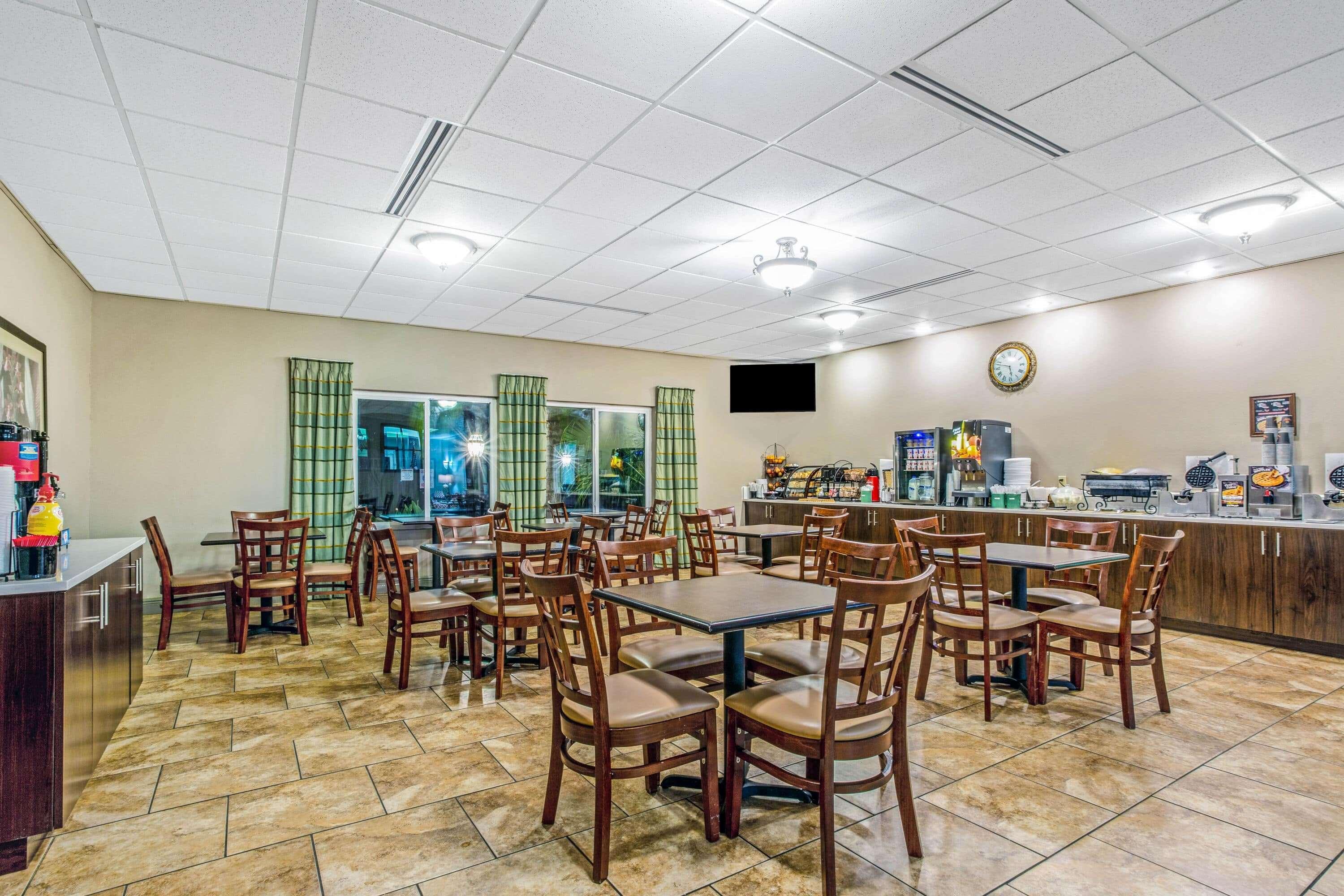 Hotel La Quinta By Wyndham Biloxi Esterno foto