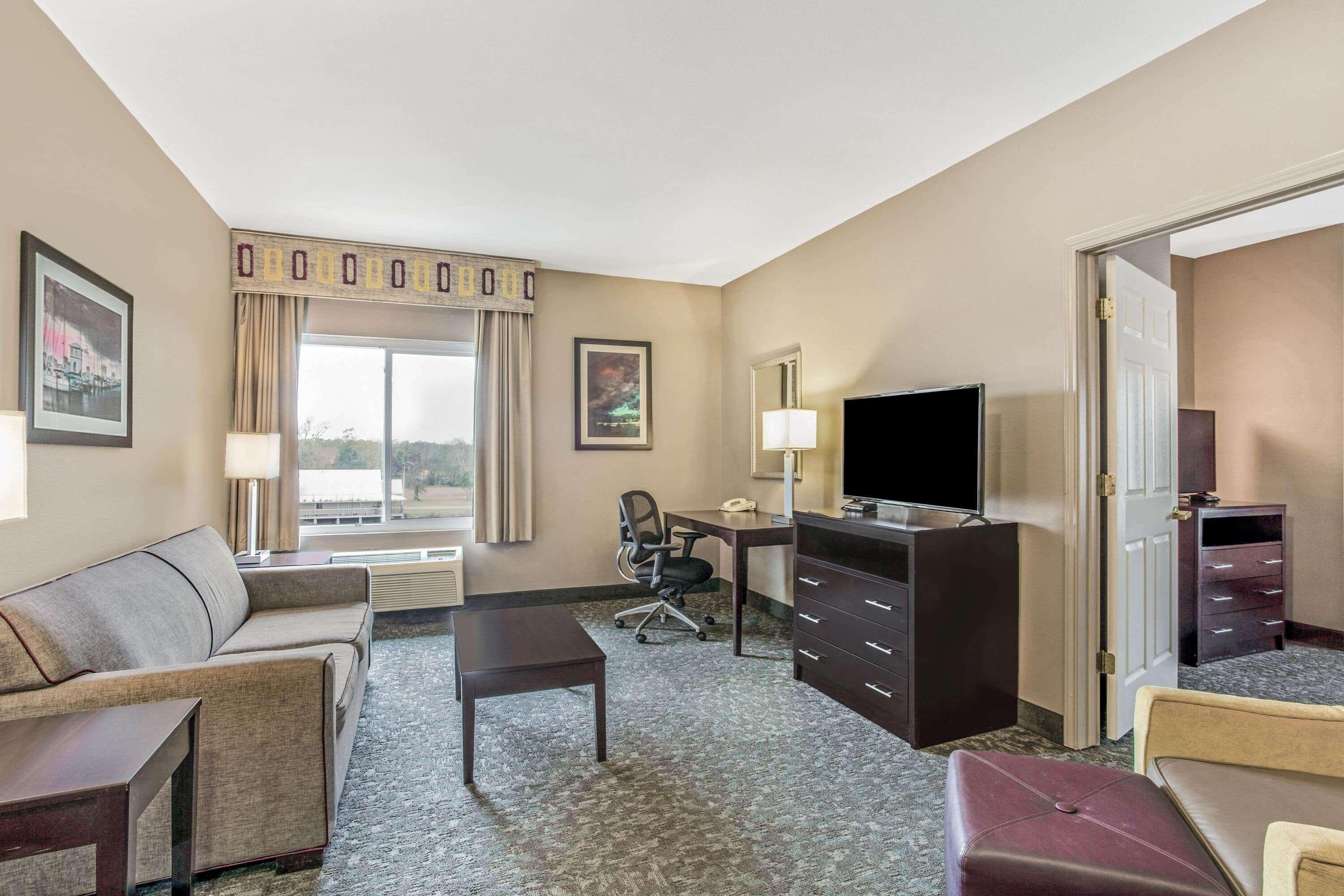 Hotel La Quinta By Wyndham Biloxi Esterno foto